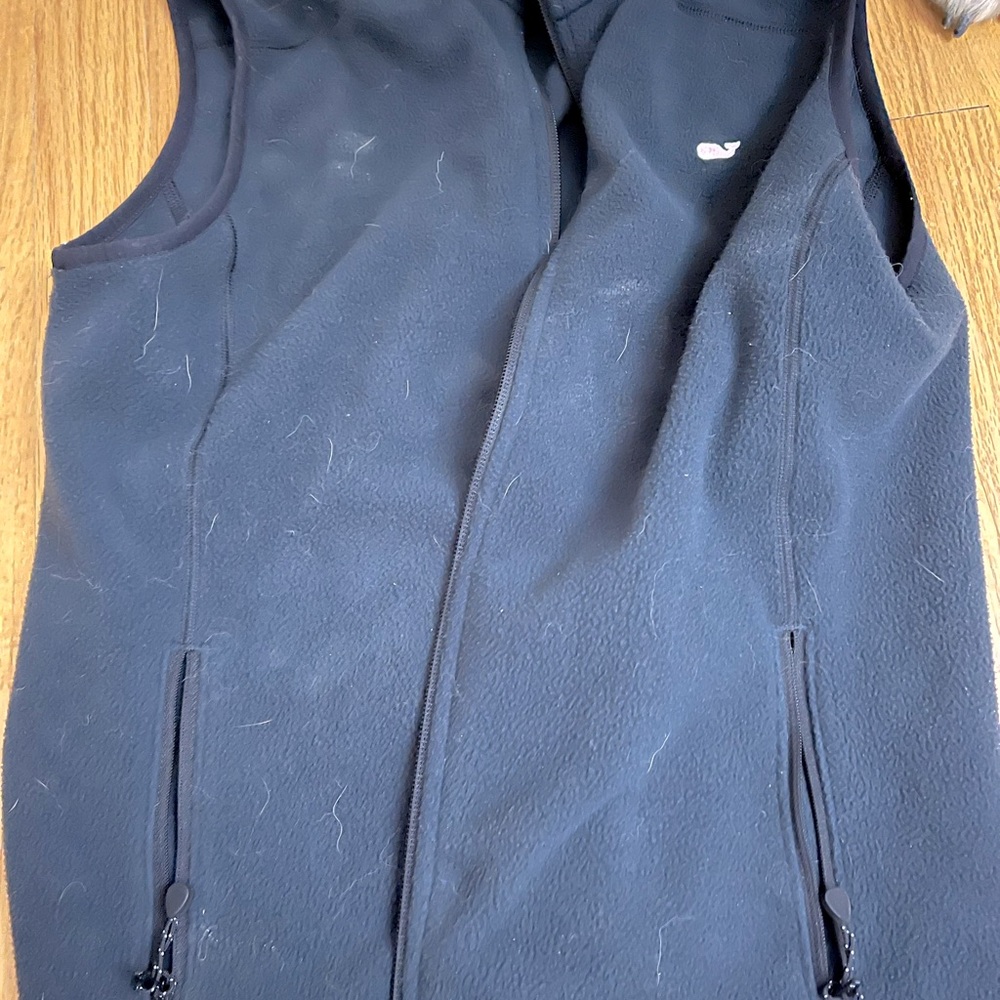 vineyard vines fleece vest